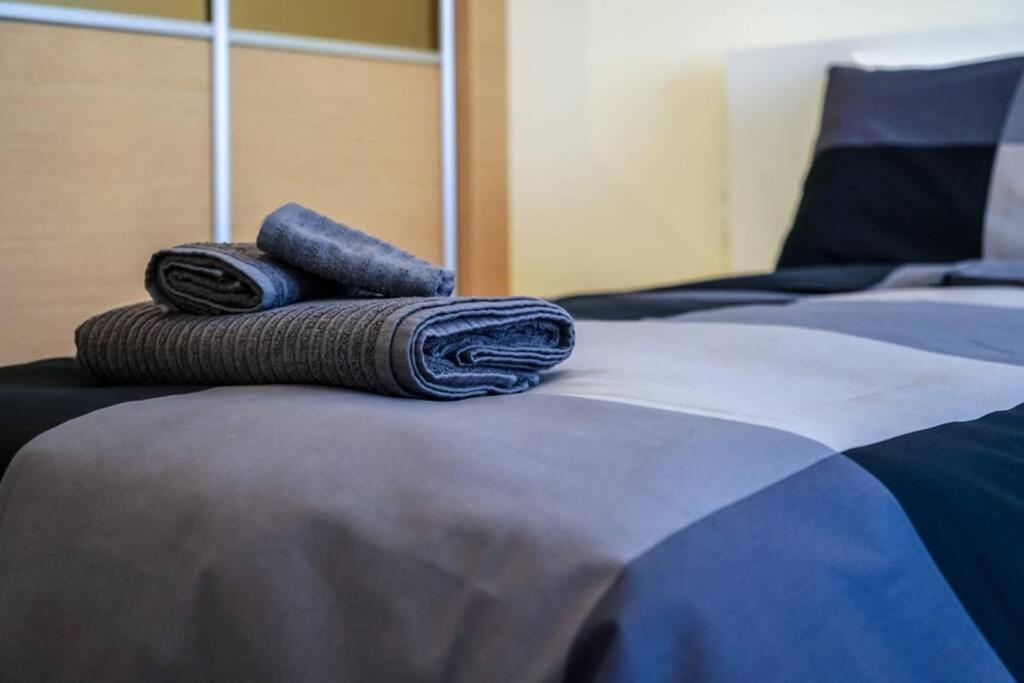 Modern Apartment In The City Center Ioannina Bagian luar foto