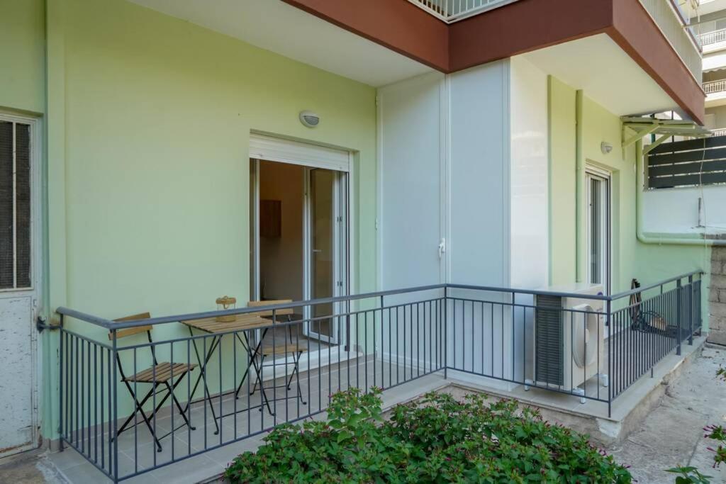 Modern Apartment In The City Center Ioannina Bagian luar foto